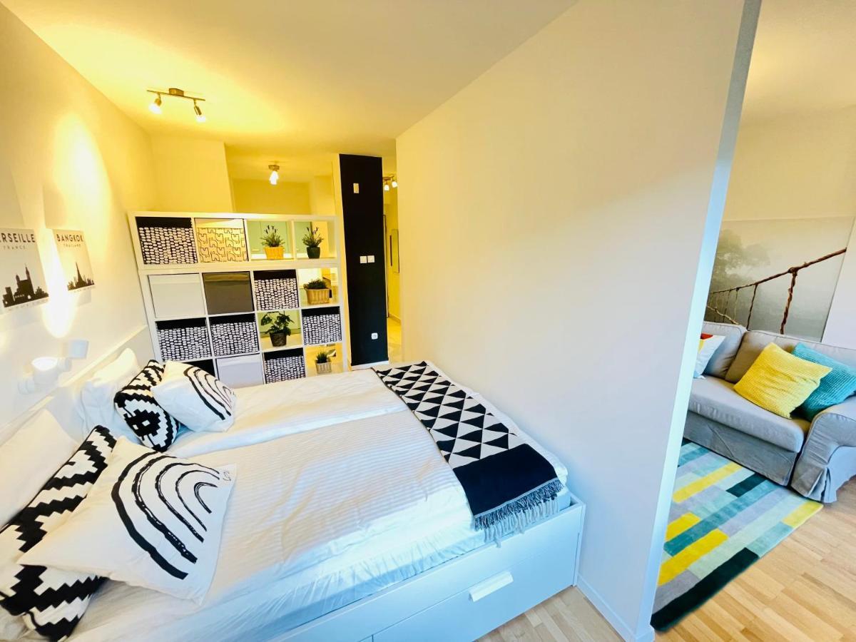 Peony Hollo Apartment - Free Garage Under The House Budapest Exterior photo